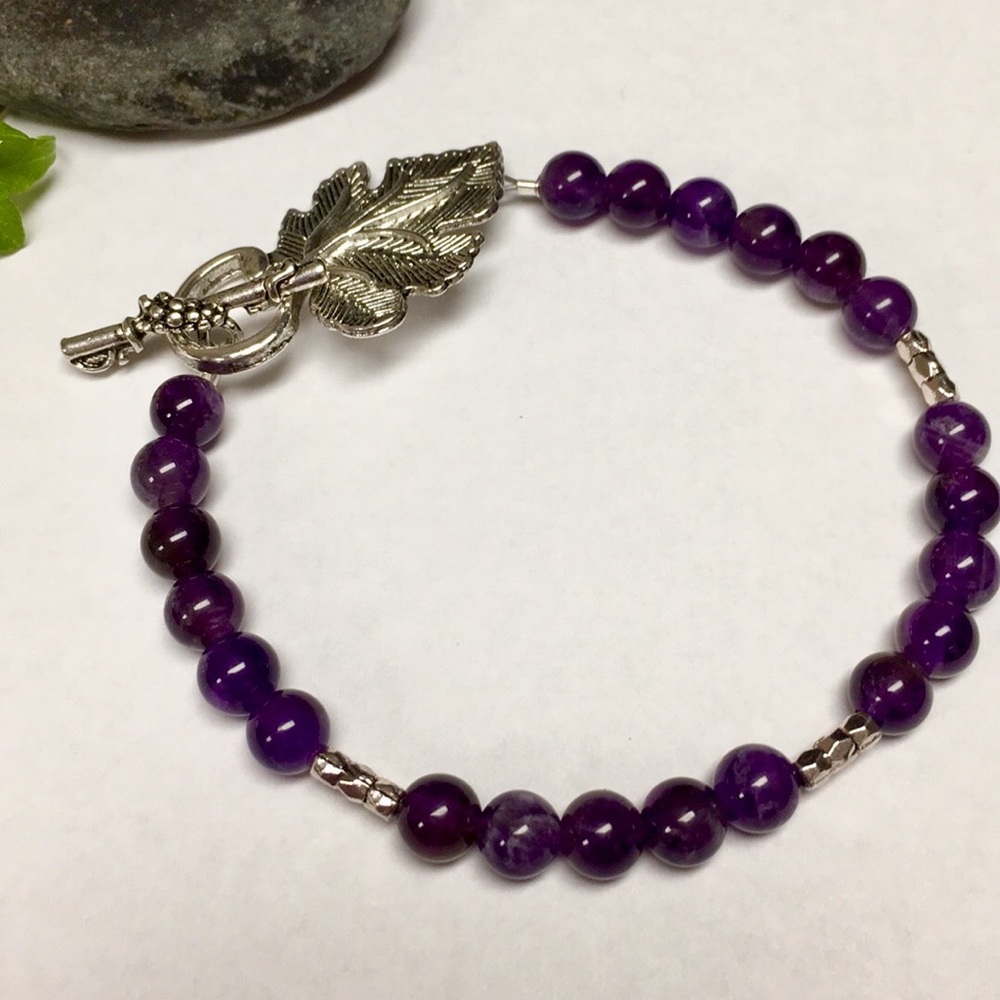 Genuine amethyst bracelet leaf clasp 6 1/2” wrist - Picture 4 of 6